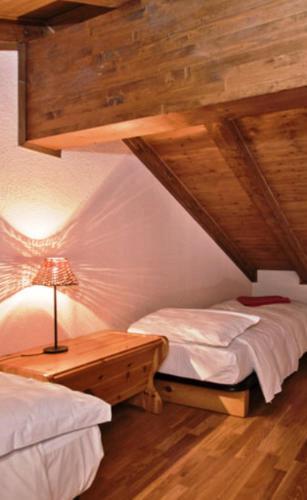 Meuble Lo Miete Viei Hotel Champoluc Exterior photo