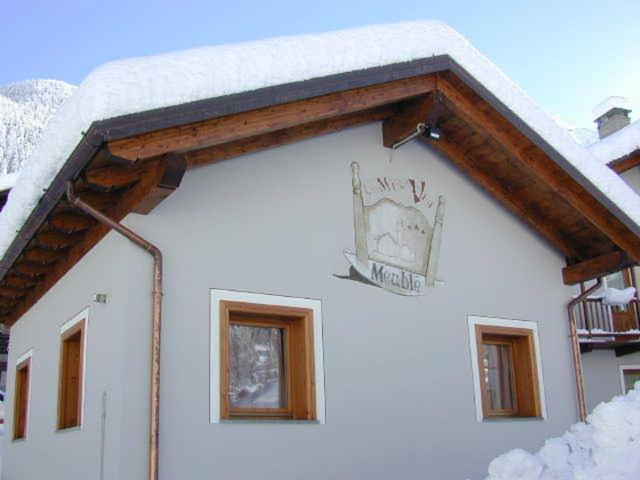 Meuble Lo Miete Viei Hotel Champoluc Exterior photo